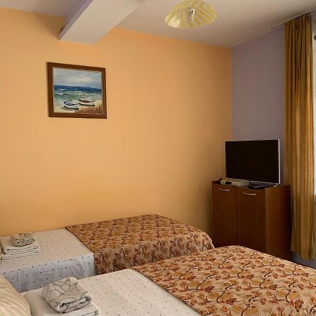 Guest house “Olesya” Obzor Extérieur photo