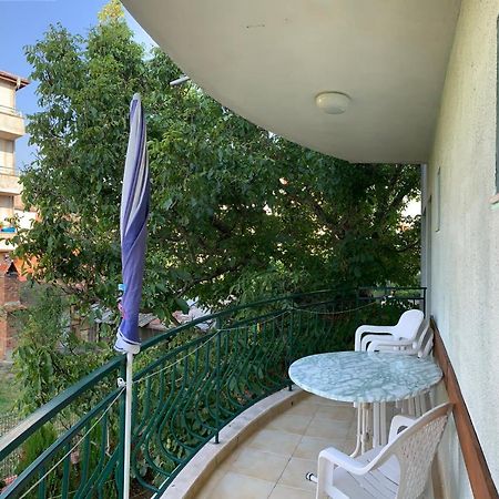 Guest house “Olesya” Obzor Extérieur photo