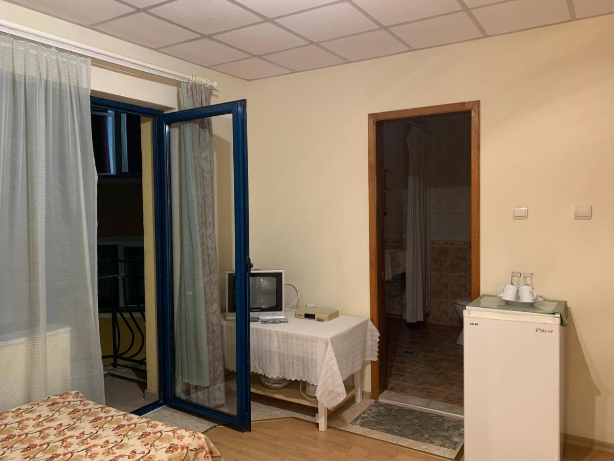 Guest house “Olesya” Obzor Extérieur photo