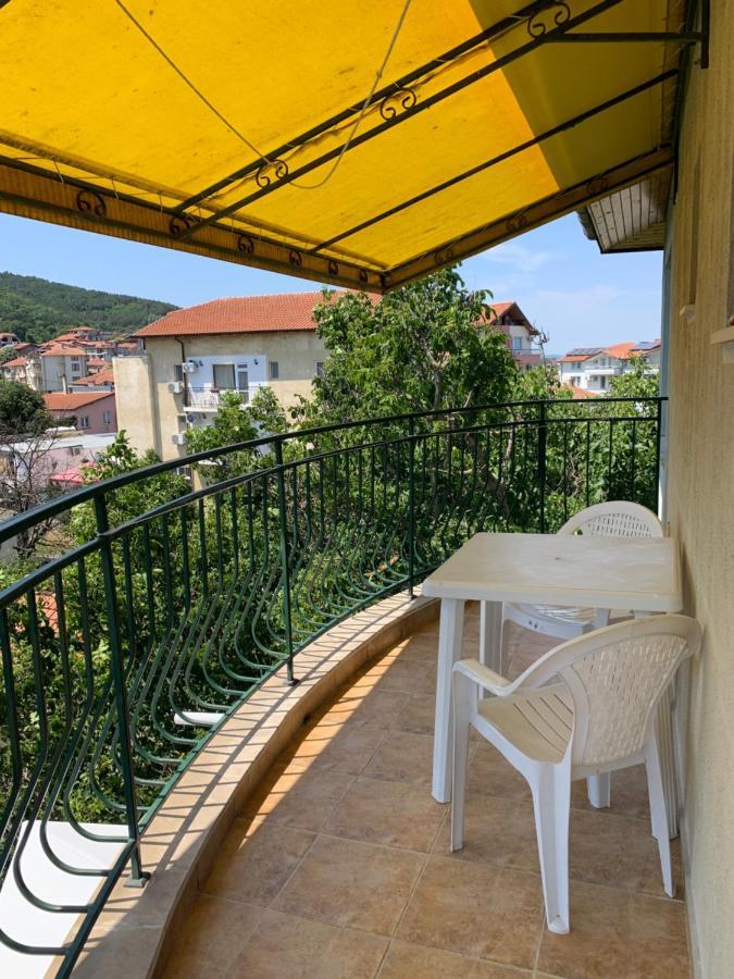 Guest house “Olesya” Obzor Extérieur photo