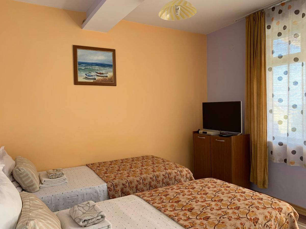 Guest house “Olesya” Obzor Extérieur photo